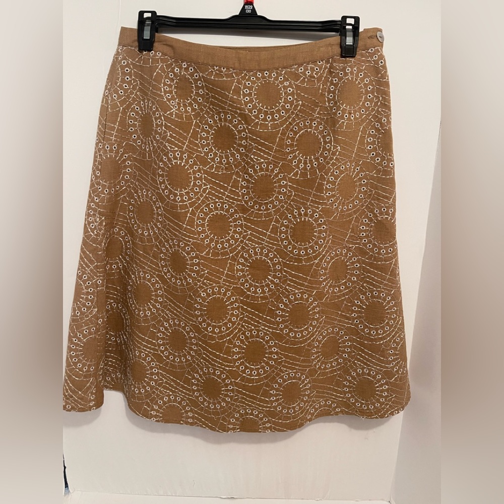 Edward A Line Embroidered Linen Blend Skirt Size 6 Tan Geometric Design